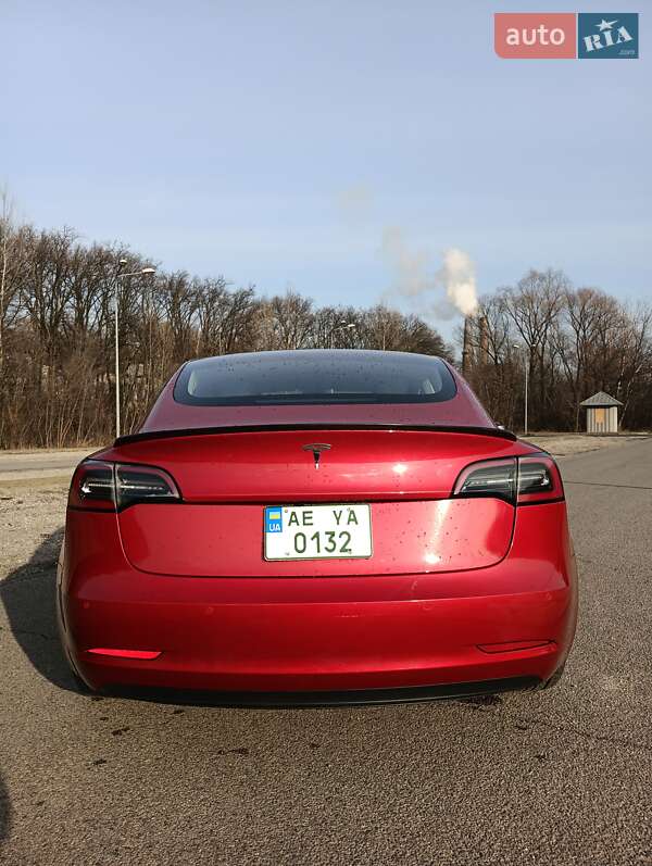 Седан Tesla Model 3 2018 в Днепре
