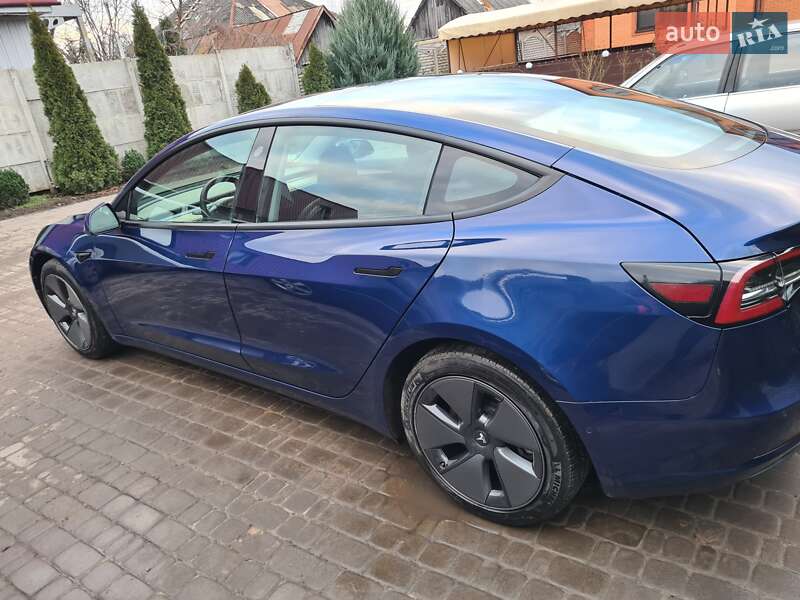 Седан Tesla Model 3 2021 в Харкові