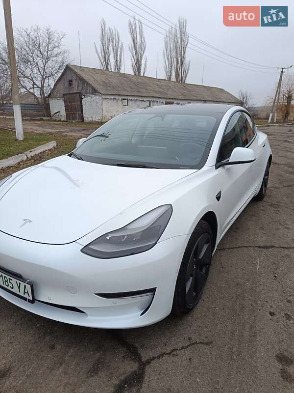 Седан Tesla Model 3 2022 в Одесі
