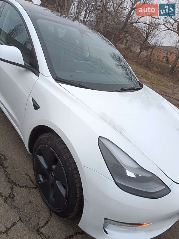 Седан Tesla Model 3 2022 в Одесі