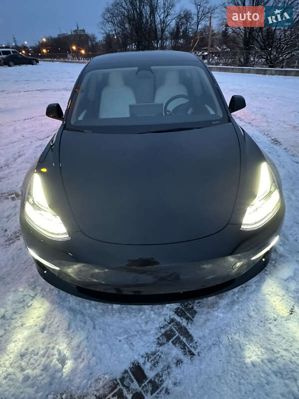 Седан Tesla Model 3 2022 в Києві фото 20 Седан Tesla Model 3 2022 в Києві