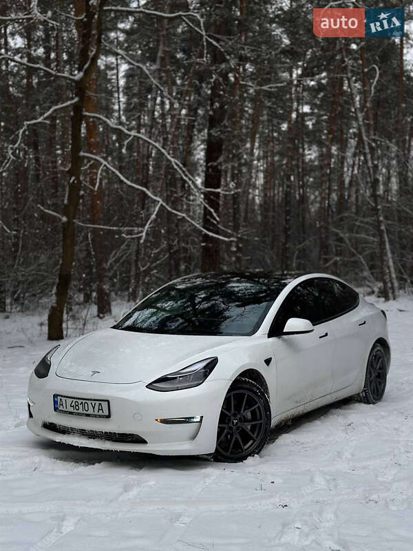Седан Tesla Model 3 2021 в Киеве фото 3 Седан Tesla Model 3 2021 в Киеве