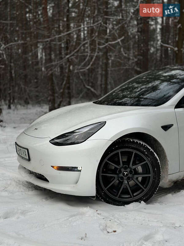 Седан Tesla Model 3 2021 в Киеве фото 6 Седан Tesla Model 3 2021 в Киеве