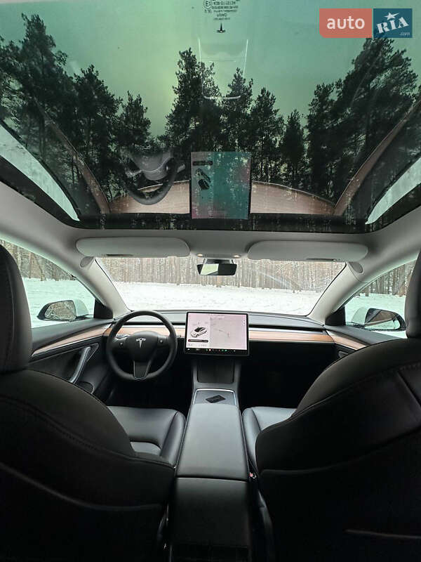 Седан Tesla Model 3 2021 в Киеве фото 14 Седан Tesla Model 3 2021 в Киеве