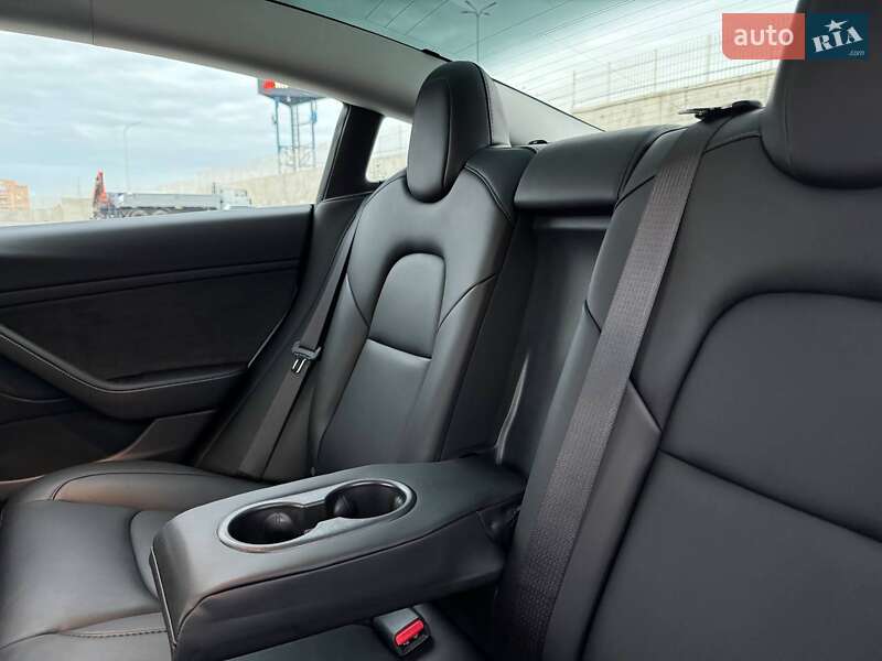 Седан Tesla Model 3 2023 в Одессе фото 33 Седан Tesla Model 3 2023 в Одессе