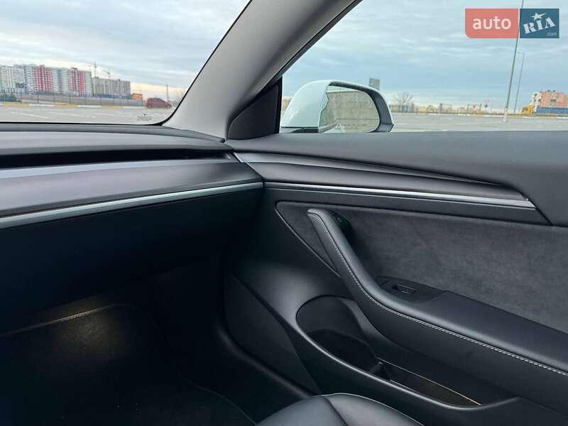 Седан Tesla Model 3 2023 в Одессе фото 30 Седан Tesla Model 3 2023 в Одессе