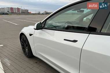 Седан Tesla Model 3 2023 в Одесі