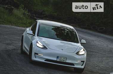 Tesla Model 3 2020 Tesla Model 3 2020
