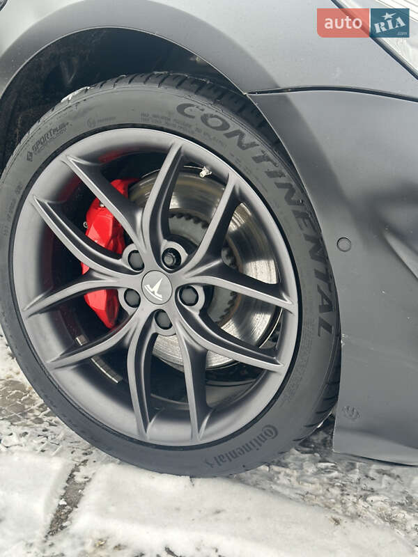 Седан Tesla Model 3 2020 в Ірпені