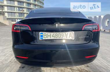 Седан Tesla Model 3 2019 в Одессе