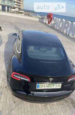 Седан Tesla Model 3 2019 в Одессе