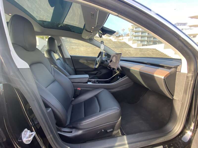 Седан Tesla Model 3 2019 в Одесі фото 59 Седан Tesla Model 3 2019 в Одесі
