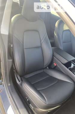 Седан Tesla Model 3 2019 в Одессе