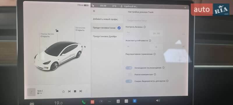 Седан Tesla Model 3 2019 в Києві