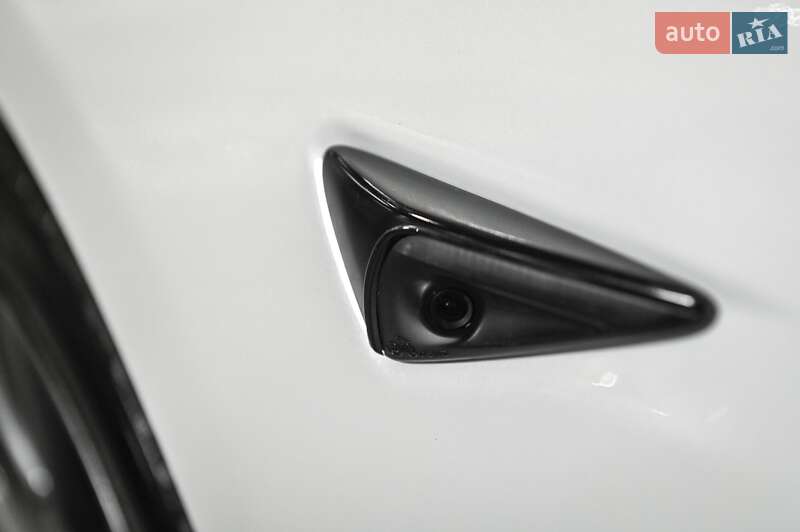 Седан Tesla Model 3 2023 в Одесі