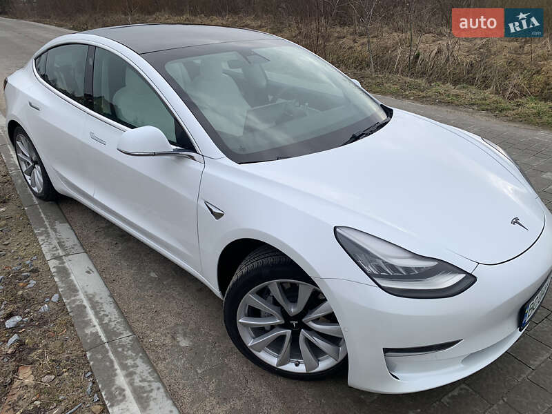 Седан Tesla Model 3 2019 в Львові фото 7 Седан Tesla Model 3 2019 в Львові
