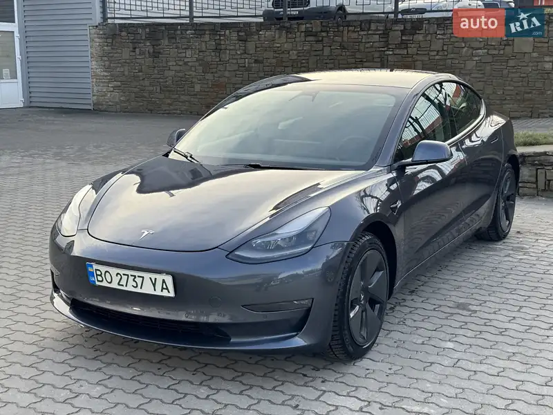 Tesla Model 3