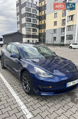 Седан Tesla Model 3 2021 в Ивано-Франковске