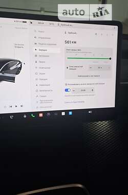 Седан Tesla Model 3 2022 в Дрогобыче