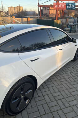 Седан Tesla Model 3 2021 в Луцке