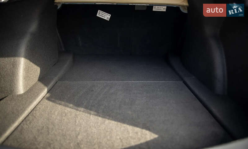 Седан Tesla Model 3 2022 в Виннице фото 25 Седан Tesla Model 3 2022 в Виннице