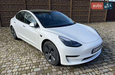 Седан Tesla Model 3 2022 в Днепре