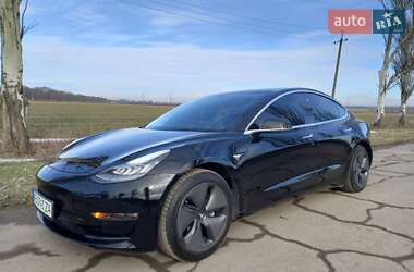 Седан Tesla Model 3 2018 в Днепре