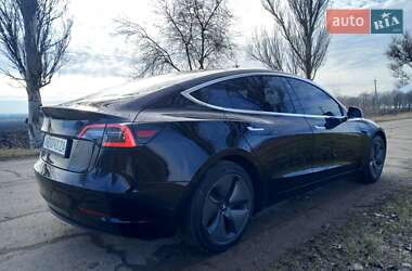 Седан Tesla Model 3 2018 в Дніпрі