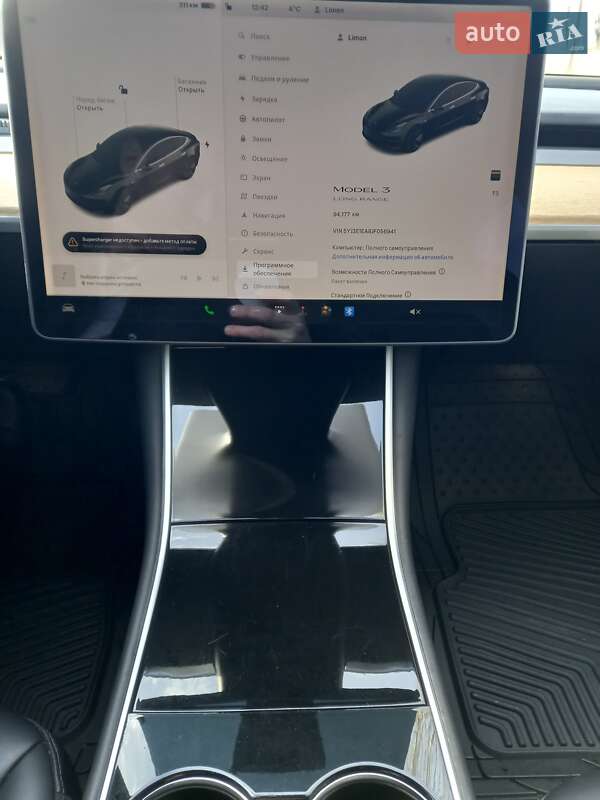Седан Tesla Model 3 2018 в Дніпрі