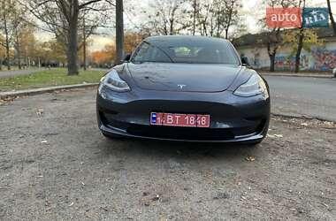 Седан Tesla Model 3 2019 в Николаеве