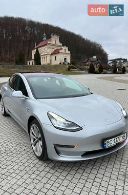 Седан Tesla Model 3 2018 в 