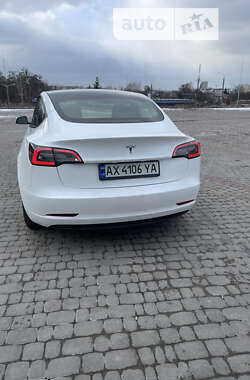 Седан Tesla Model 3 2023 в Харькове