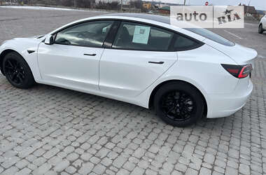 Седан Tesla Model 3 2023 в Харькове