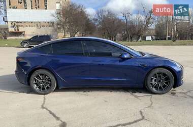 Седан Tesla Model 3 2022 в Кропивницькому