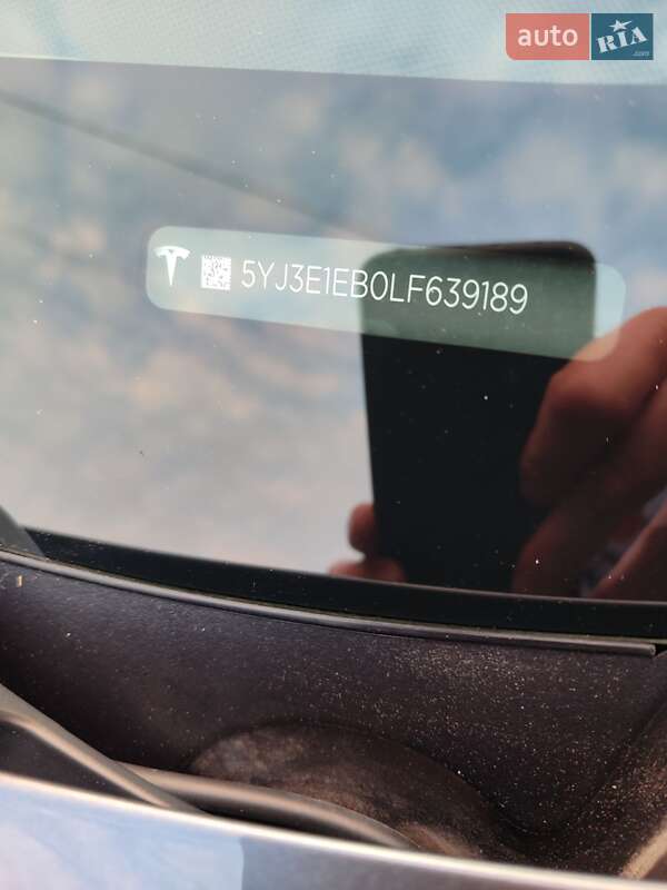 Седан Tesla Model 3 2019 в Запоріжжі