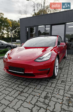 Tesla Model 3 2019