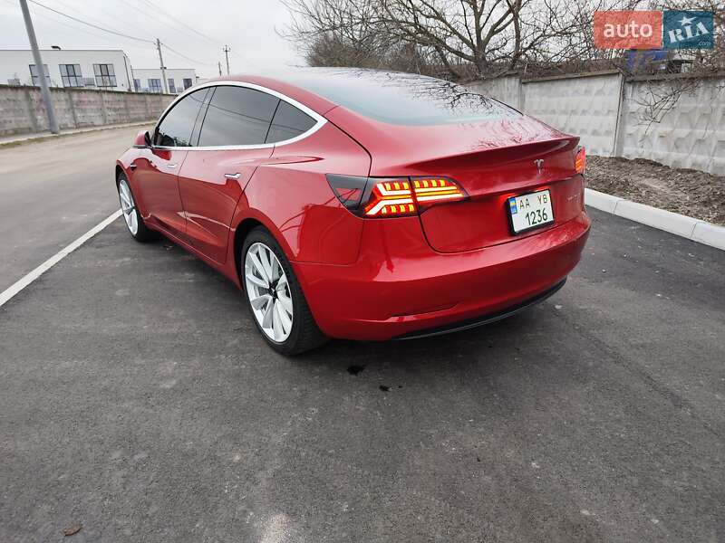 Седан Tesla Model 3 2018 в Борисполі фото 5 Седан Tesla Model 3 2018 в Борисполі
