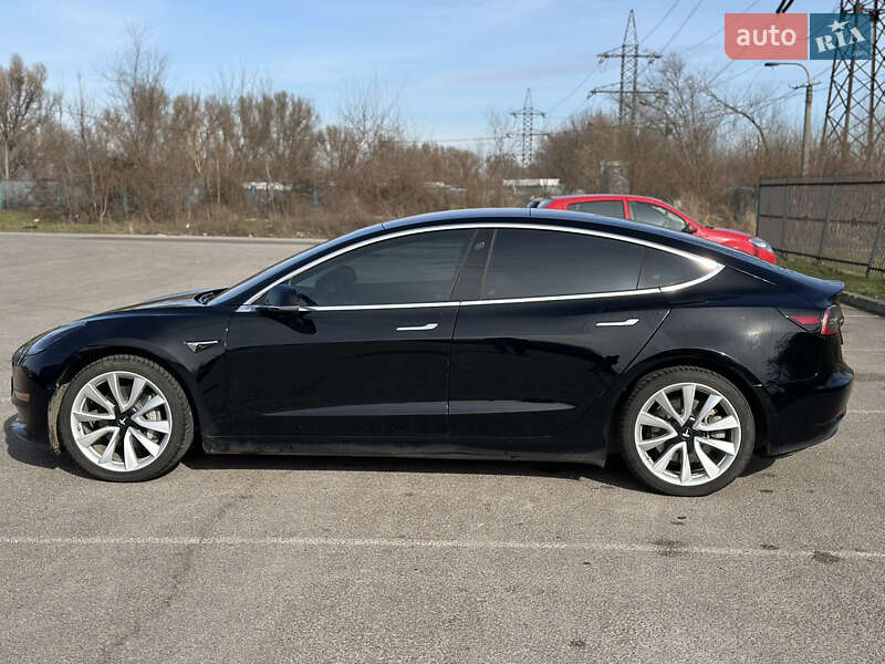 Седан Tesla Model 3 2018 в Днепре