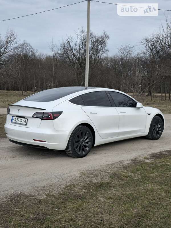 Седан Tesla Model 3 2020 в Кропивницком