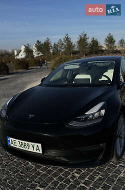 Tesla Model 3 2019 Tesla Model 3 2019