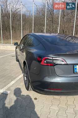 Седан Tesla Model 3 2018 в 