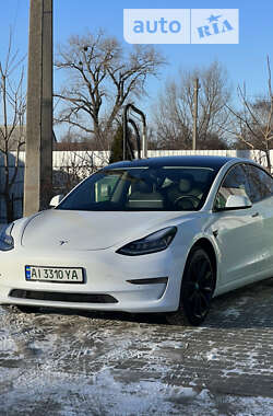 Седан Tesla Model 3 2019 в Борисполі