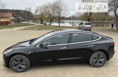 Седан Tesla Model 3 2019 в Коломые