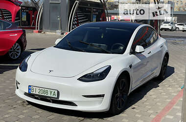 Седан Tesla Model 3 2021 в Полтаве