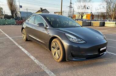 Седан Tesla Model 3 2018 в Житомирі