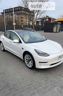 Седан Tesla Model 3 2022 в Днепре