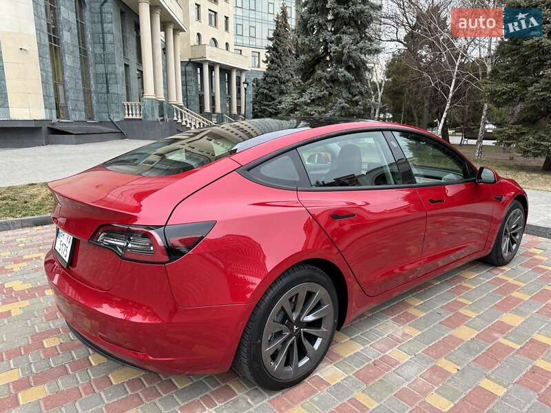 Седан Tesla Model 3 2022 в Одессе