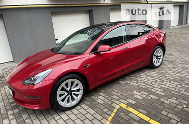 Седан Tesla Model 3 2022 в Ивано-Франковске