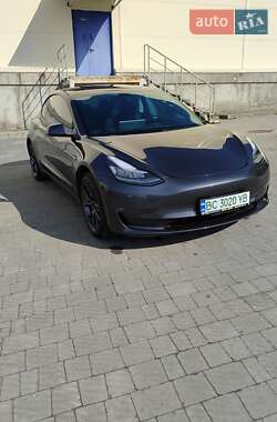 Седан Tesla Model 3 2018 в 