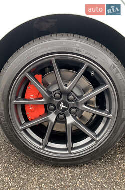Седан Tesla Model 3 2021 в Харькове